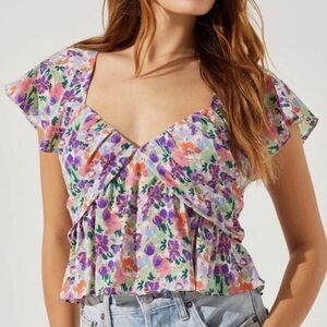 ASTR Floral Sweetheart Peplum Top - Lavender Multi